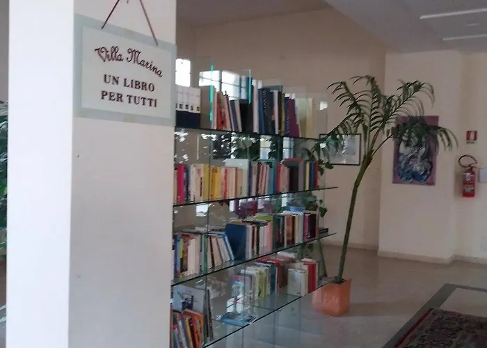 Marina 公寓式酒店 马里纳－迪拉文纳