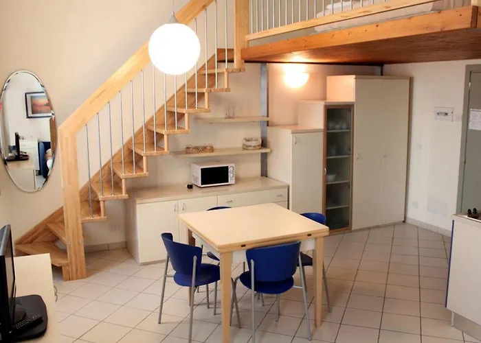 公寓式酒店 Marina