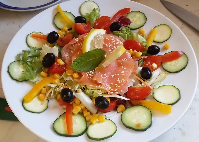 Marina 아파트호텔 마리나디라벤나