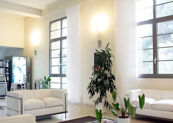 Marina 3* 마리나디라벤나